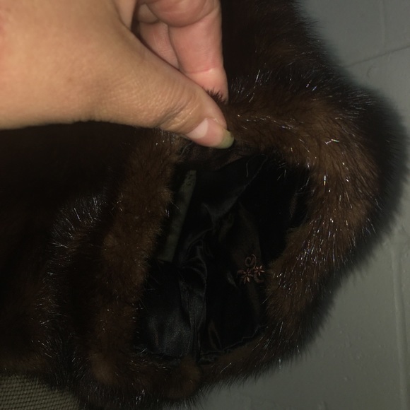 Vintage Brown Fur Stole - Picture 15 of 17
